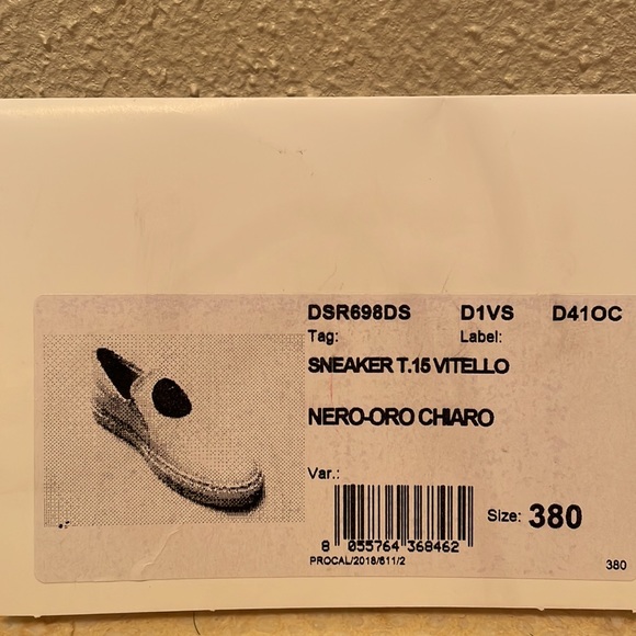 Womens Versace sneakers - Picture 8 of 9